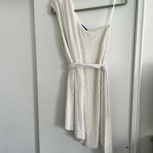 RETROFÊTE ELLA ONE-SHOULDER SEQUIN DRESS